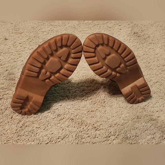 Authentic Leather R-6 Oil Resistant Boots - Picture 5 of 10